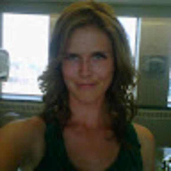 Meet your Posher, Carla - Picture 1 of 1